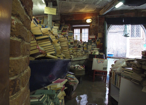 bildreich karten PK 646: libreria acqua alta, venezia.